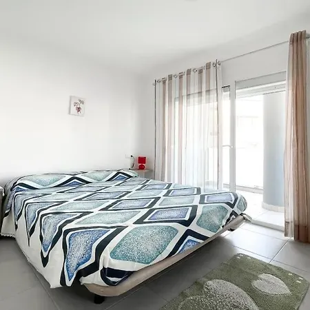 B-rent Sun 207 Pool View Appartement *
